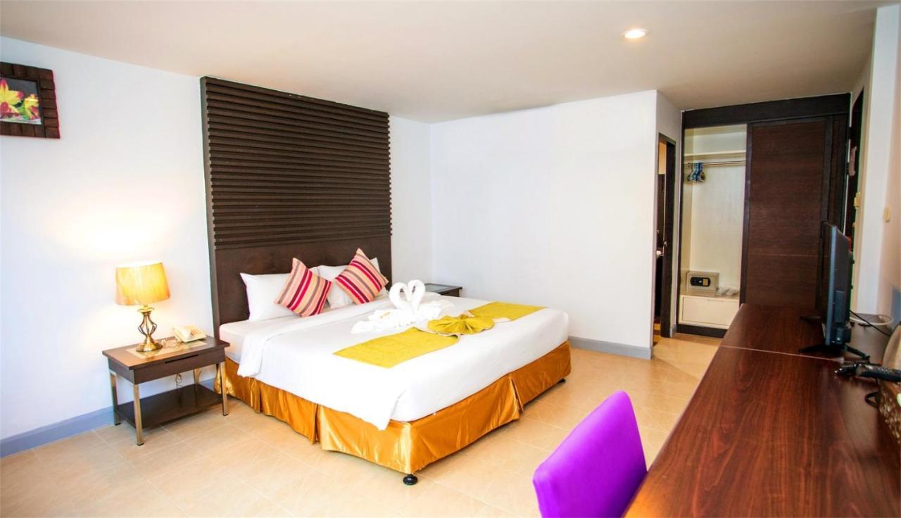 Sino House Patong Hotel Eksteriør billede