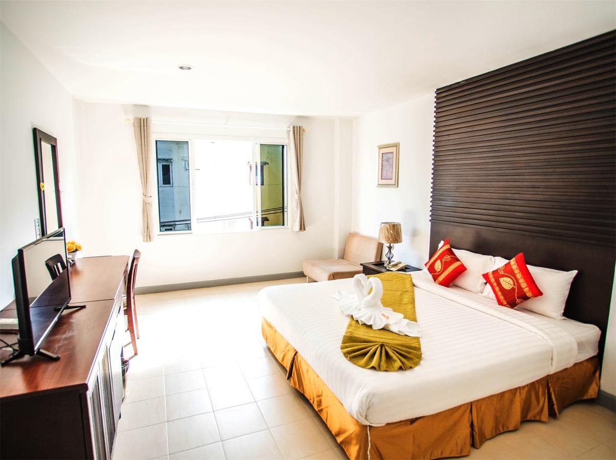 Sino House Patong Hotel Eksteriør billede