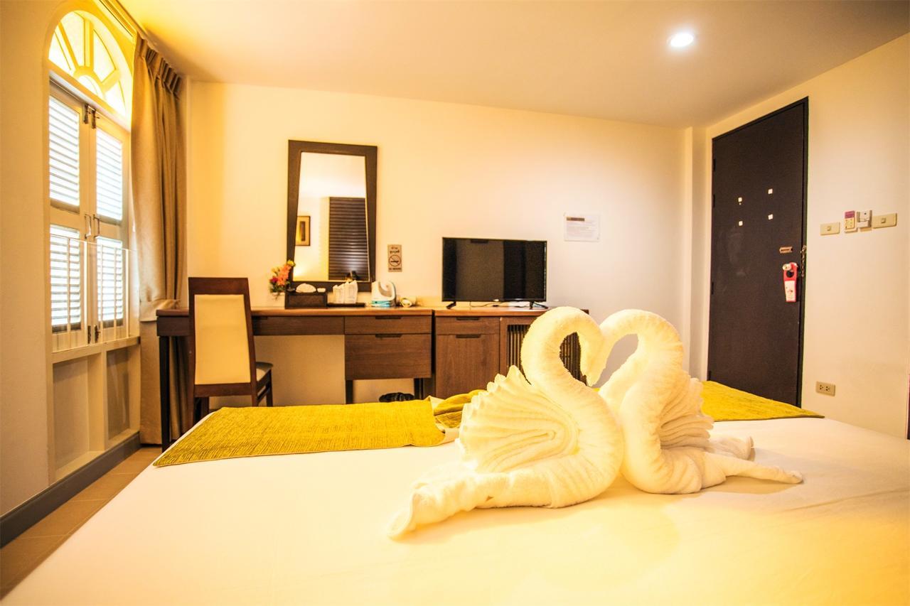 Sino House Patong Hotel Eksteriør billede