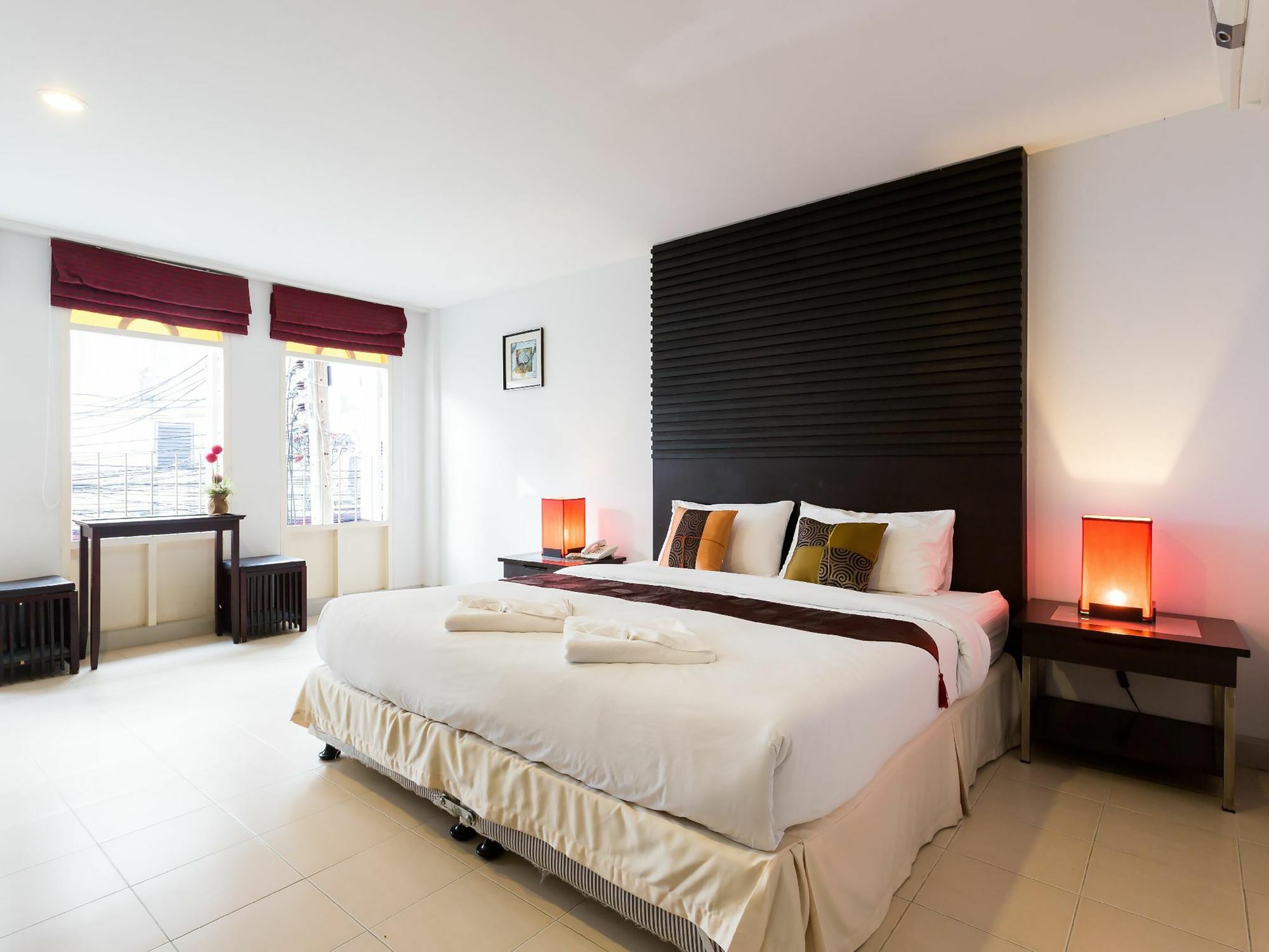 Sino House Patong Hotel Eksteriør billede